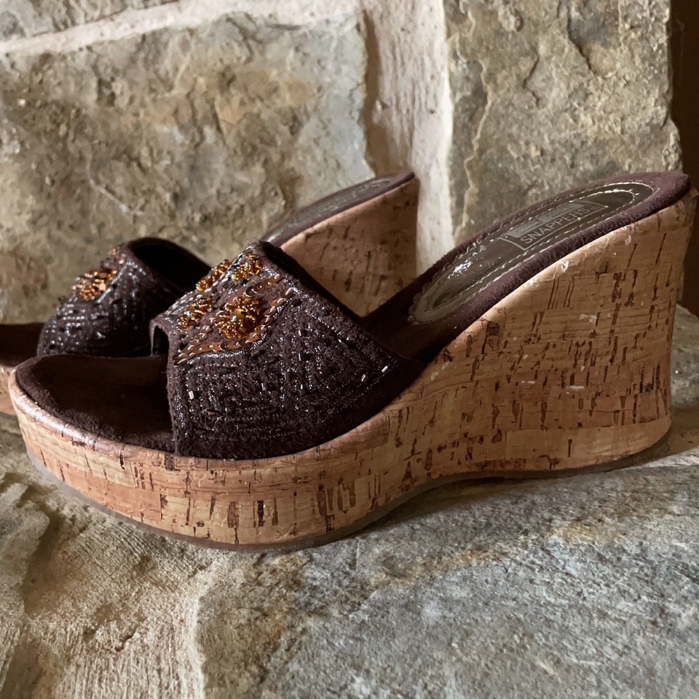 City Snapper Brown Embellished Wedges Size 7 - Picture 3 of 6